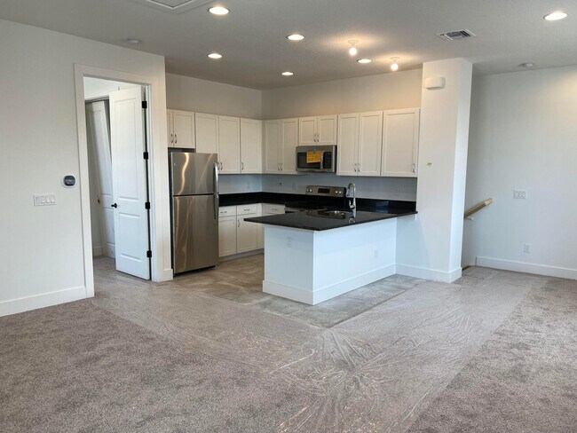 Building Photo - 13260 Machiavelli Way