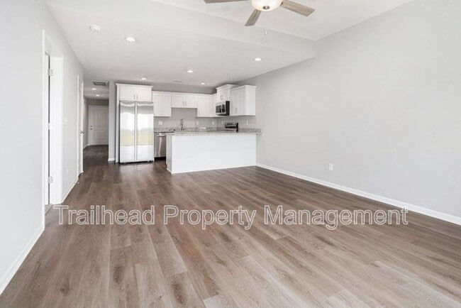 Building Photo - 623 Fall Meadow Ln