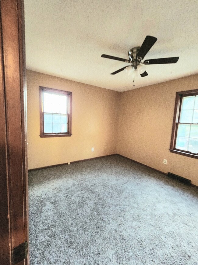 Bedroom 2 - 7325 N Brooklyn Ave