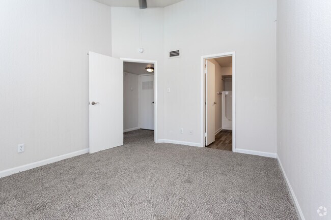 2BR,2.5BA-B2 - Branch Creek Apartments
