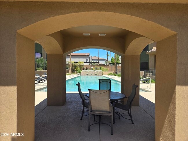 Building Photo - 16820 E La Montana Dr