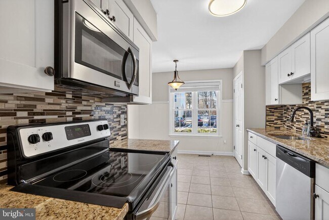 Building Photo - 5816 Apple Wood Ln