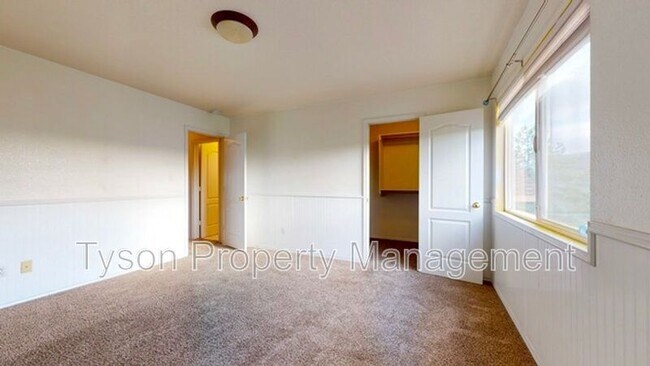 Building Photo - 6312 Calle Tesoro NW