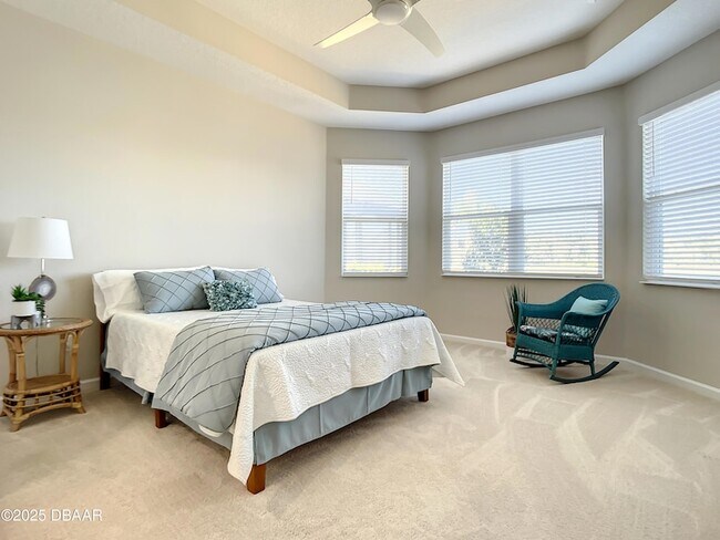 Building Photo - 321 Compass Rose Dr