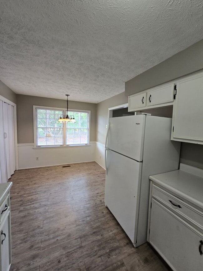 Building Photo - 6003 McDougal Dr