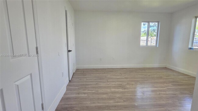 Building Photo - 15480 SW 284th St