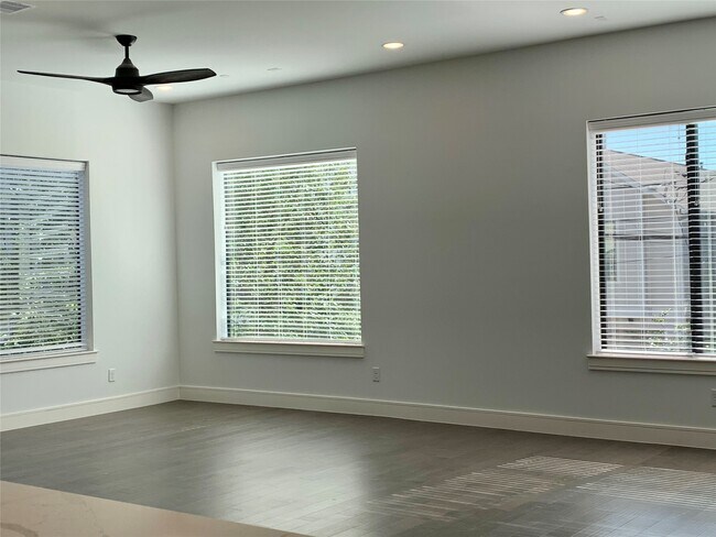 Building Photo - 1505 Malone St