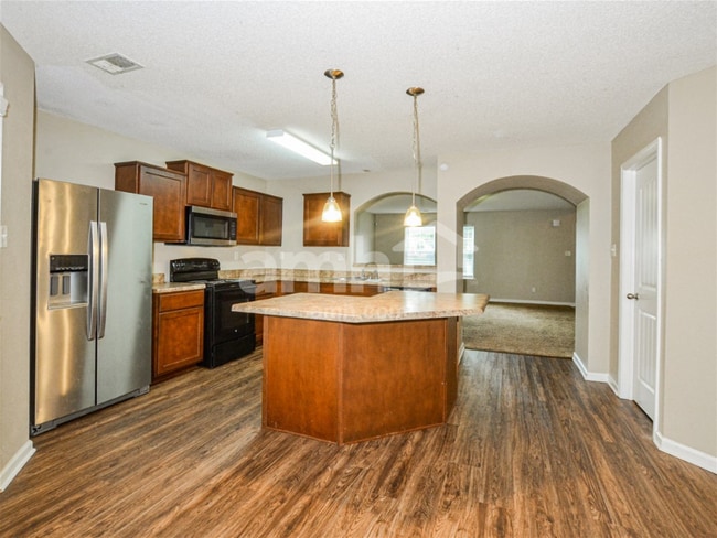 Building Photo - 4500 Hughes Meadow Dr
