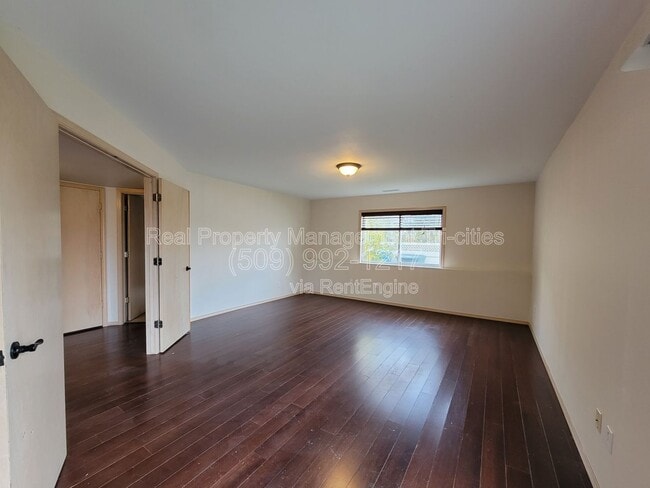 Building Photo - 2628 Scottsdale Pl