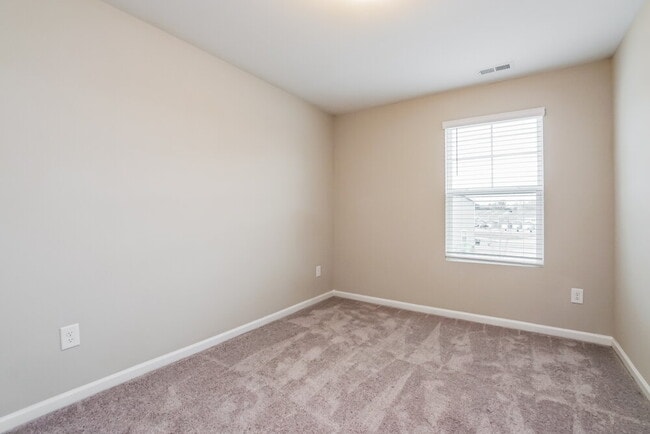 Building Photo - 364 Stone Arbor Wy