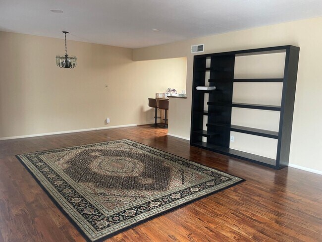 Building Photo - SARATOGA - Spacious Saratoga 3BR/2.5BA Home with Pool, Bonus Room & Beautiful Backyard