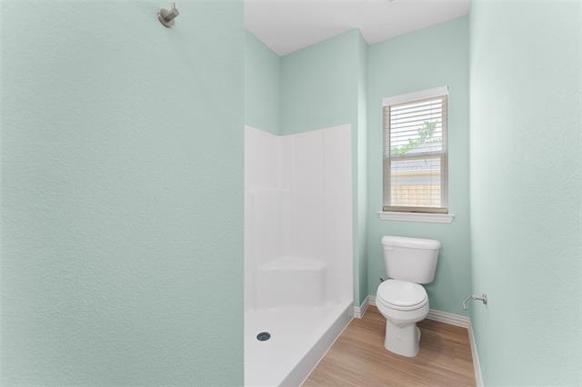 Building Photo - 2027 Bluebonnet Ave