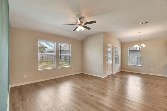 Building Photo - 1006 Fannin St