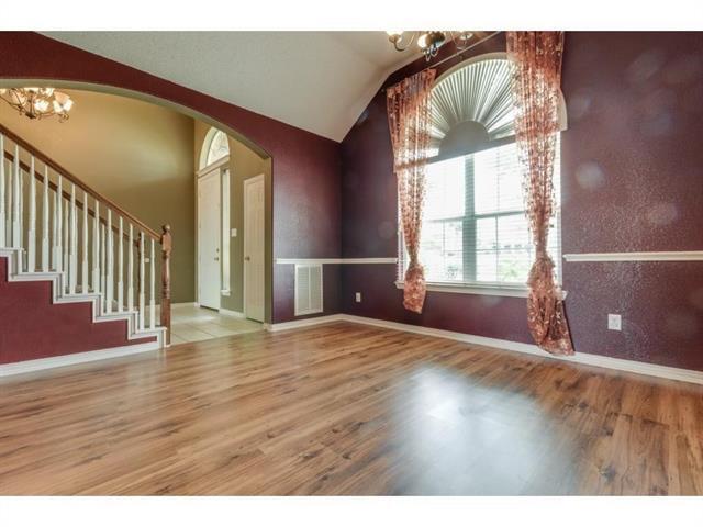 Building Photo - 8316 Fountain Springs Dr