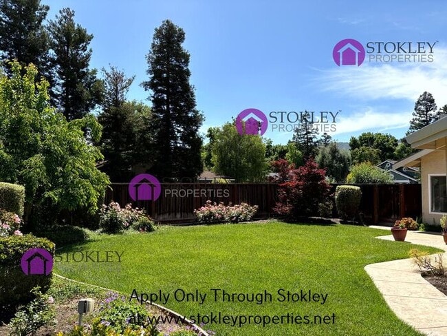 Building Photo - 5958 Vía del Cielo