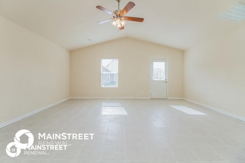 Building Photo - 2311 Bee Hive Dr