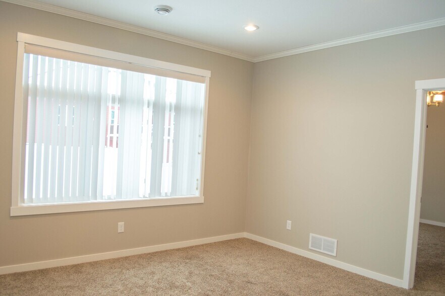 Building Photo - 16 Pleasant View Ct