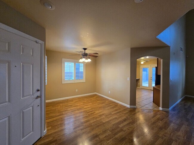 Building Photo - 816 Bow Creek Ln