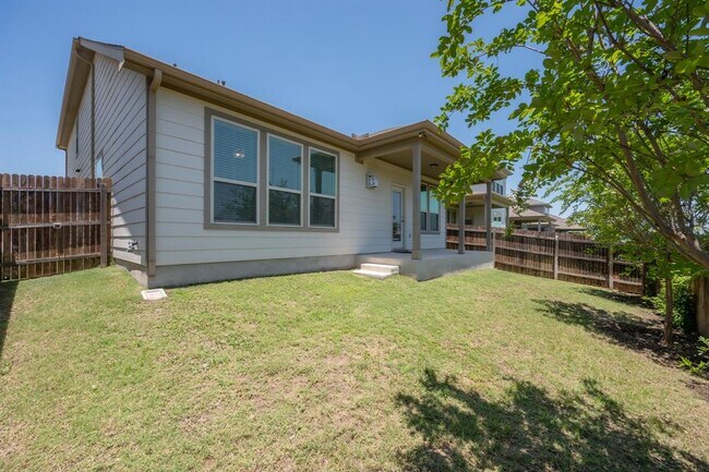 Building Photo - 15905 Windroot St