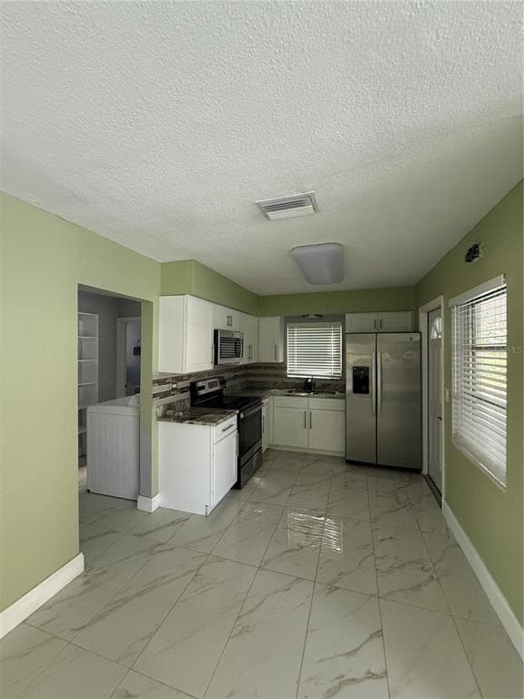 Building Photo - 19 S Mildred Ave