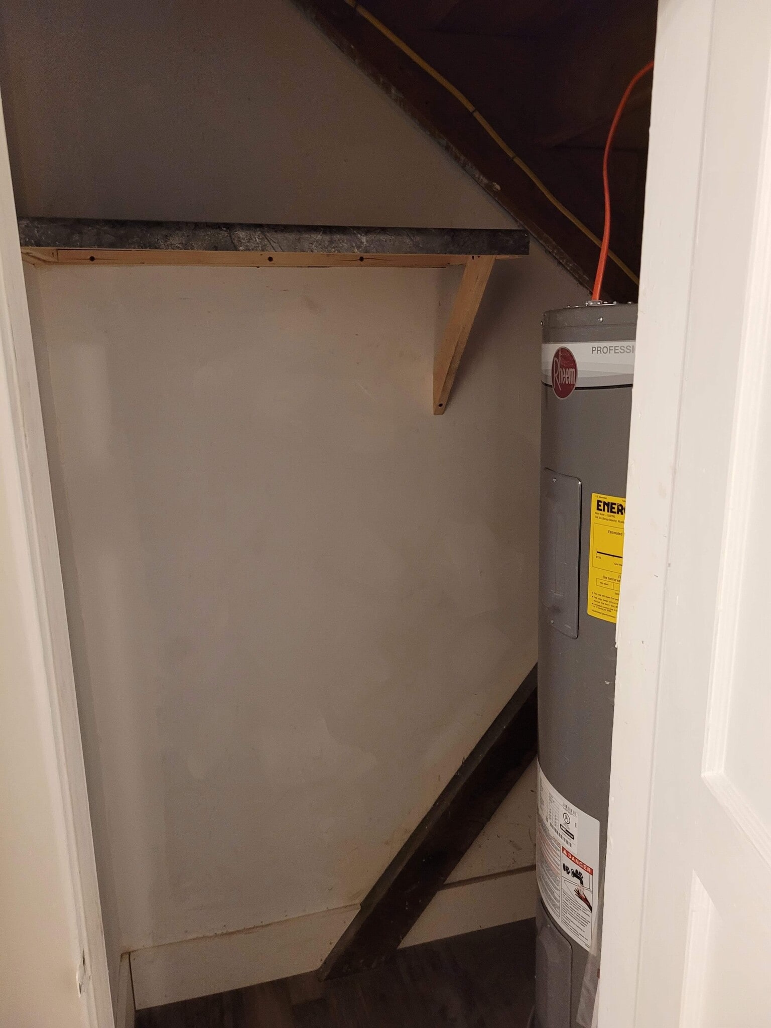 Building Photo - 153 E High St