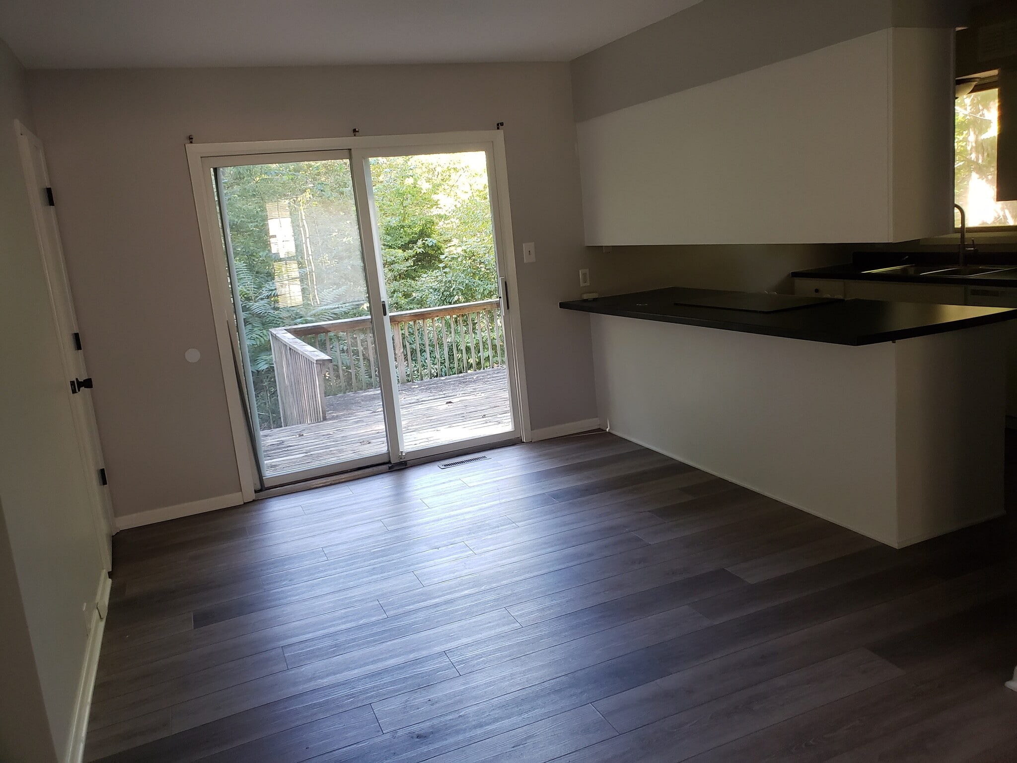 Kitchen entrance - 1322 Randall Pl