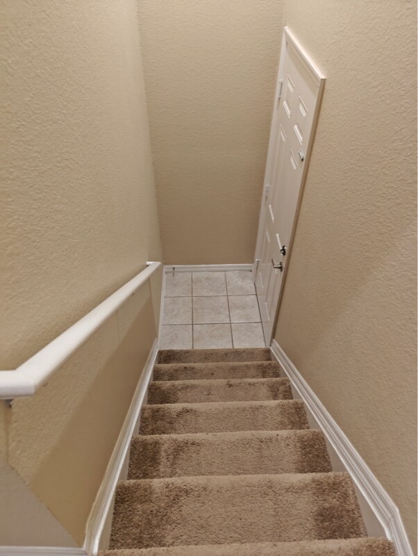 Building Photo - 5446 Admiral Way