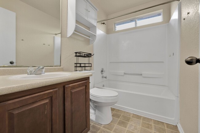 Building Photo - Stylish 3-Bedroom Home with Expansive Pati...