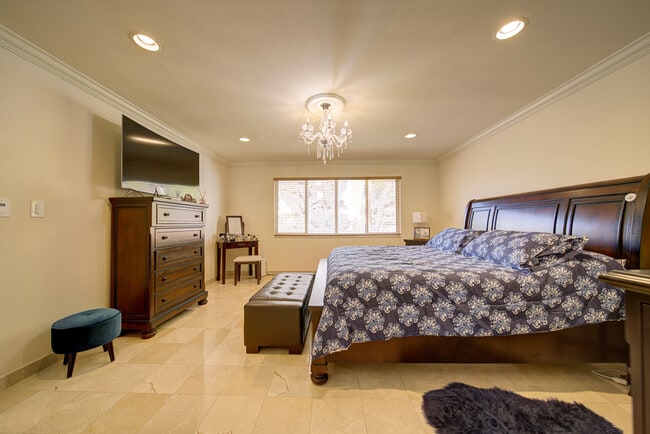 Building Photo - 16811 NW 83rd Ave