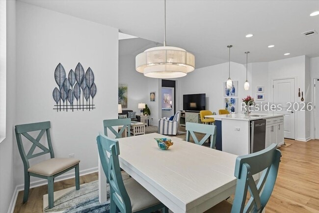 Building Photo - 196 Treasure Past Wy