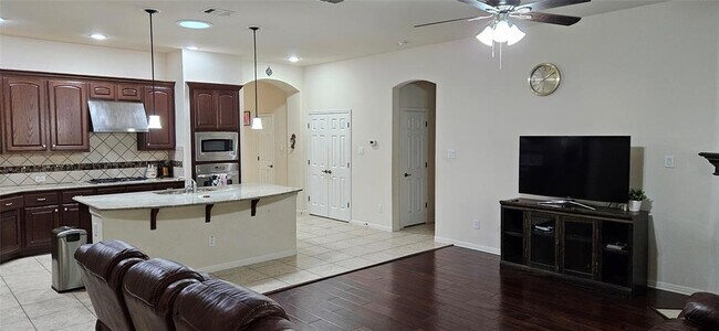 Building Photo - 116 Azimuth Dr