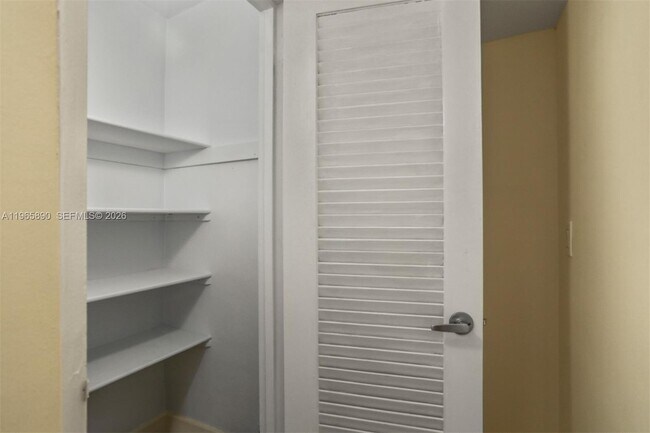 Building Photo - 3000 S Ocean Dr