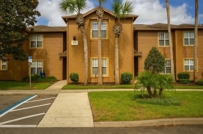 Primary Photo - 400 Summit Ridge Pl