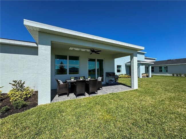 Building Photo - 3569 Angler Dr