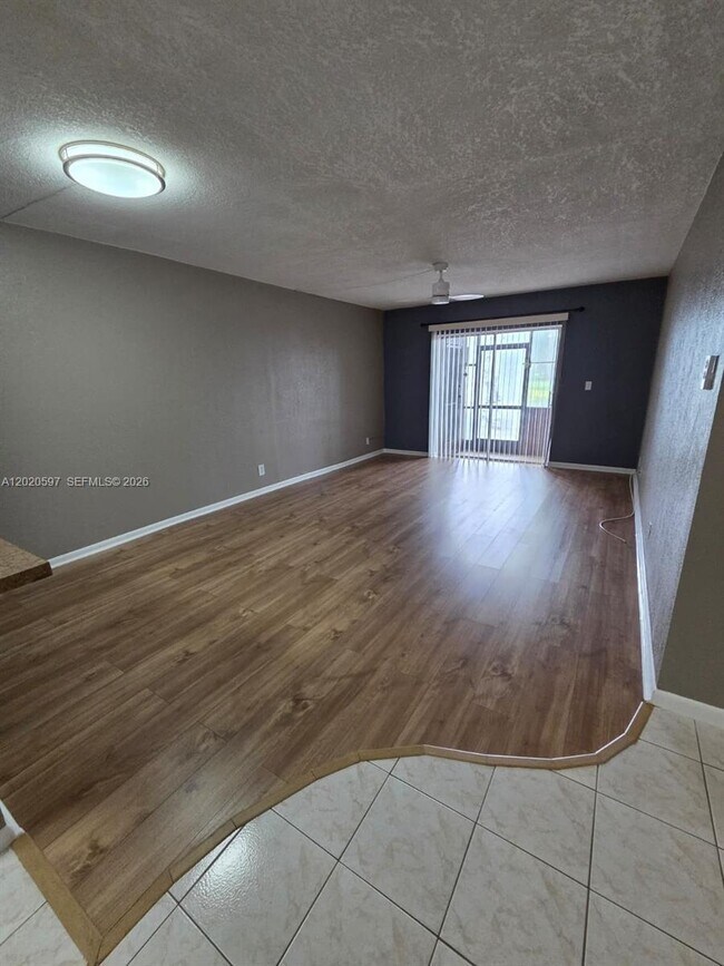 Building Photo - 4133 NW 88th Ave