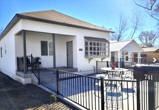 Building Photo - 741 Ruth St