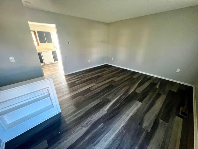 Building Photo - 1597 Rock Creek Dr