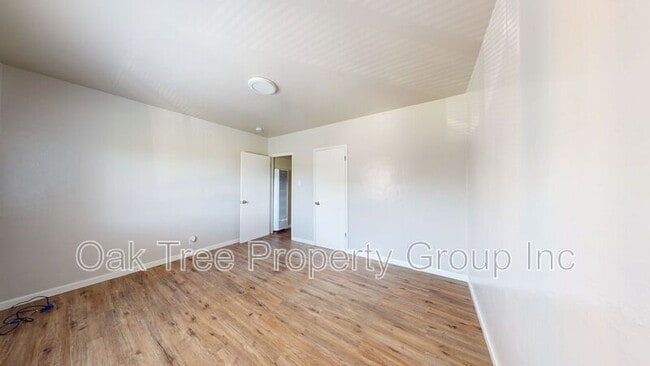 Building Photo - 22815 Grand St