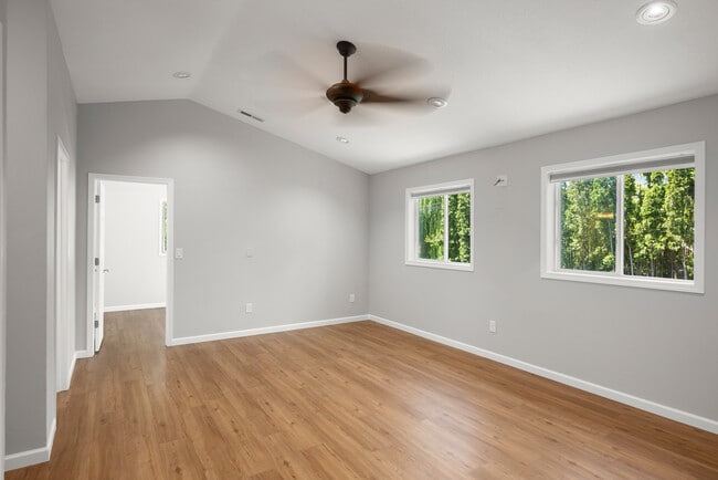 Building Photo - 215 SW 131st Ave