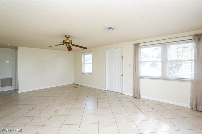 Building Photo - 5761 Lancewood Way