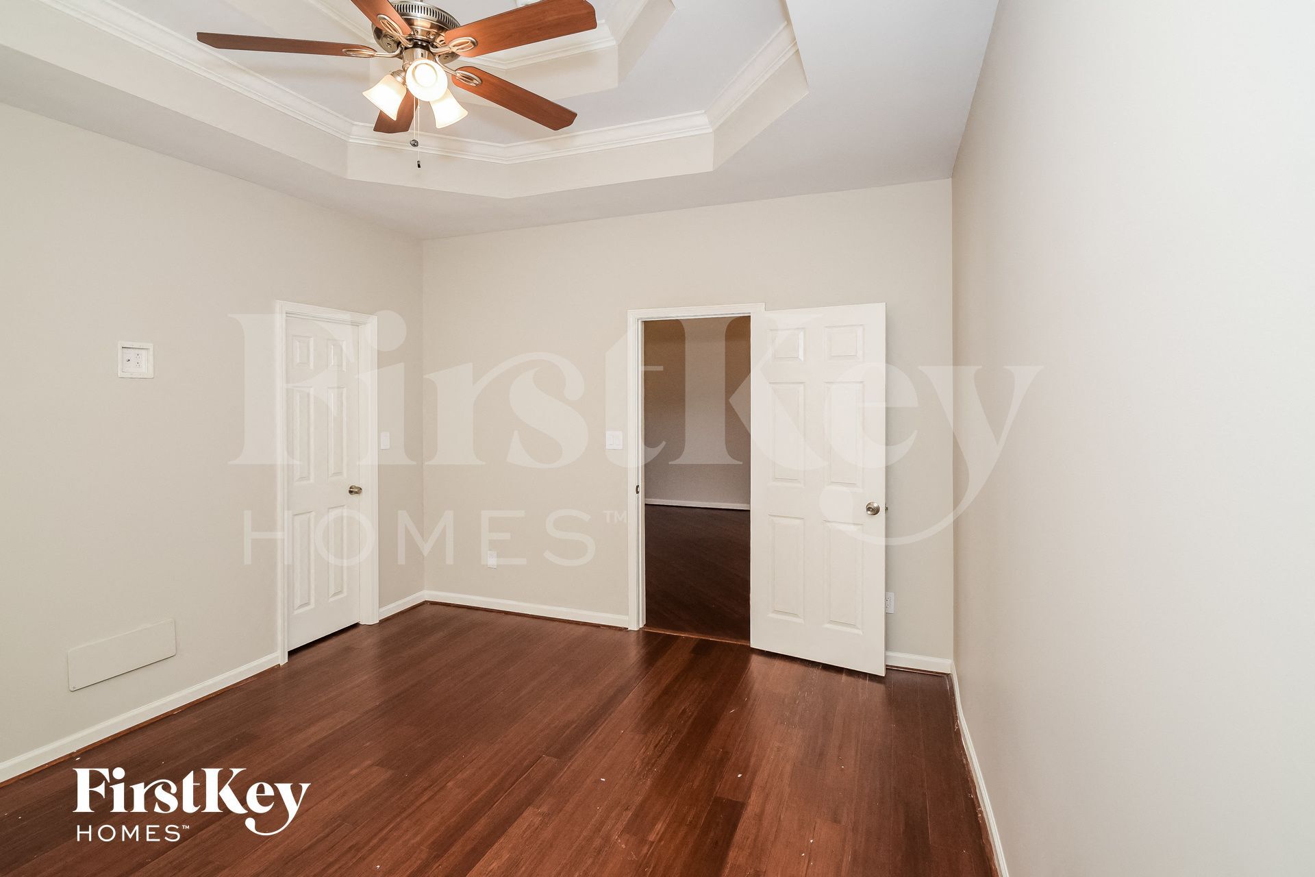 Building Photo - 2136 Parsons Dr