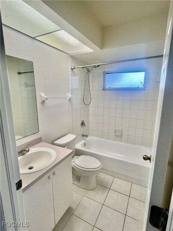 Building Photo - 2110 SE 8th Pl