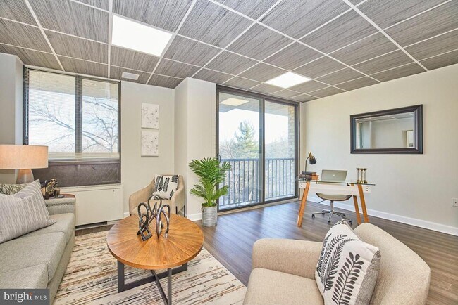 Building Photo - 4242 East-West Hwy