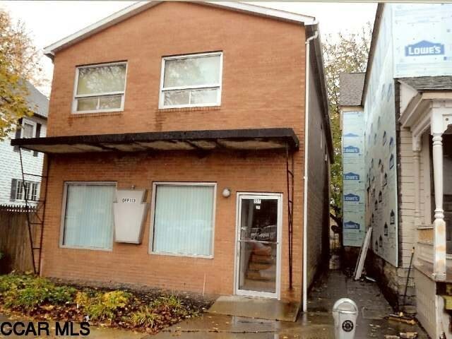 Primary Photo - 327 E Market St