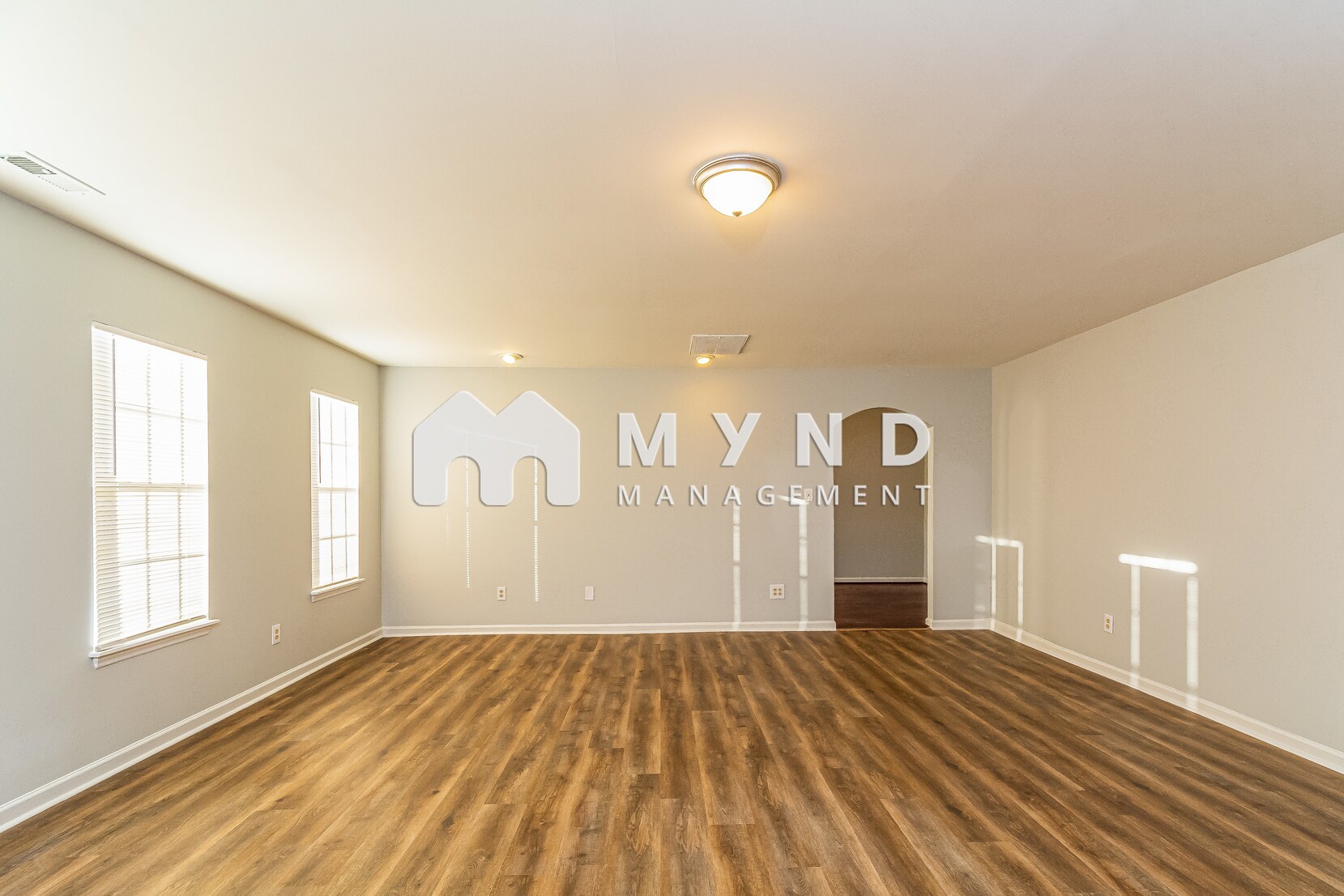 Building Photo - 3103 Cedarwood Dr