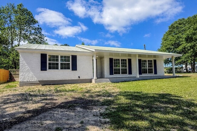 Building Photo - 7142 State Hwy 75 S