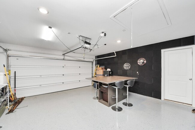 Building Photo - 2835 Mistygate Ct