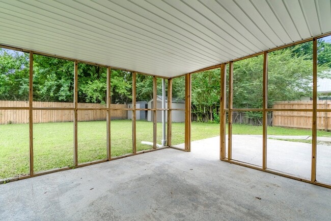 Building Photo - 2916 Knight Rd