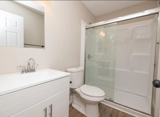 Building Photo - 1300 18th St