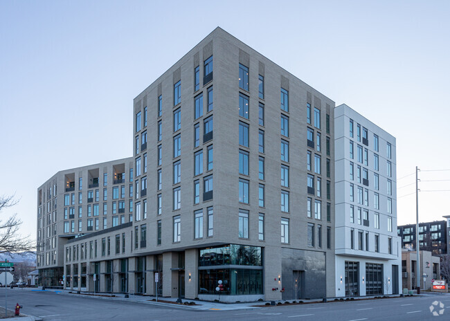 Building Photo - Hearth on Broad